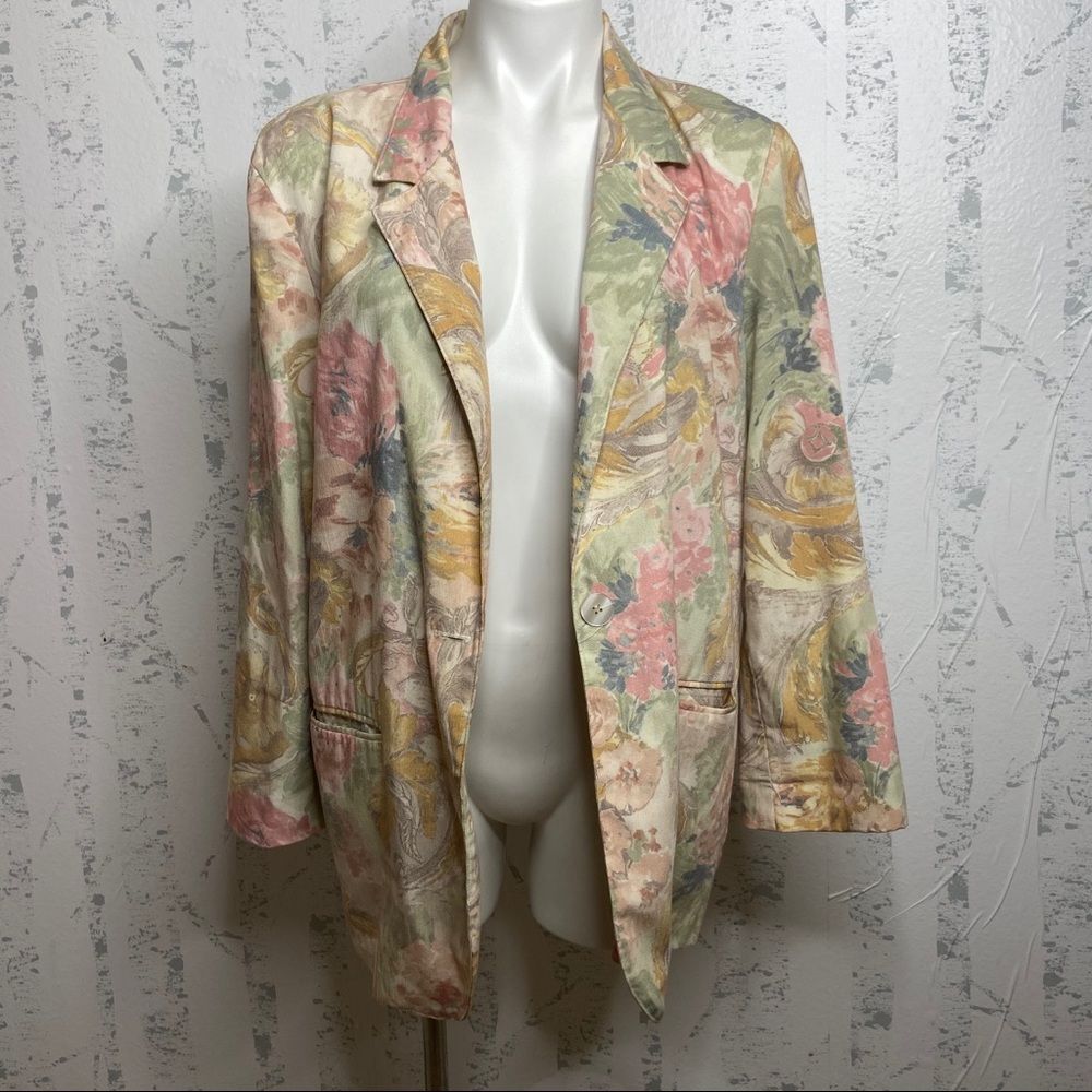 Vintage Pastel Floral Oversized Blazer - Medium